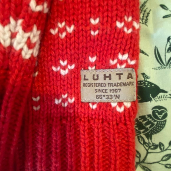 Adorable Luhta zip up cardigan - Picture 4 of 5